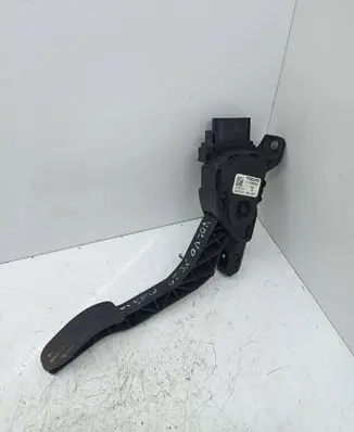 Volvo XC60 Accelerator throttle pedal 31329061
