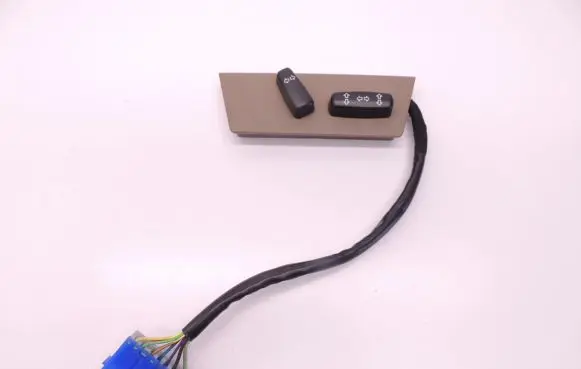 Volvo XC70 Seat control switch 39993746 D244