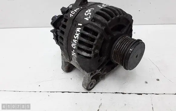 Nissan Qashqai Generator/alternator 0124525140