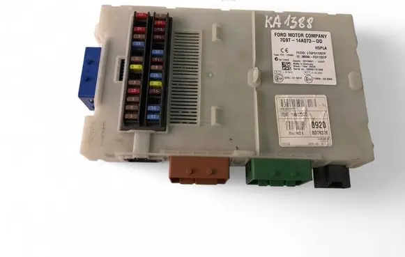 Ford S-MAX Fuse module 7G9T14A073DD