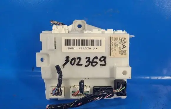 Mazda 6 Comfort/convenience module GS3L67560F
