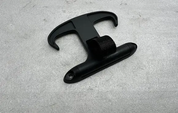 Audi A8 S8 D4 4H Tie down hook / loop 6Y5867615C 6Y5867615