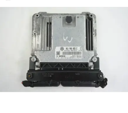 Volkswagen PASSAT B6 Engine control unit/module 06J906026E 0261201783