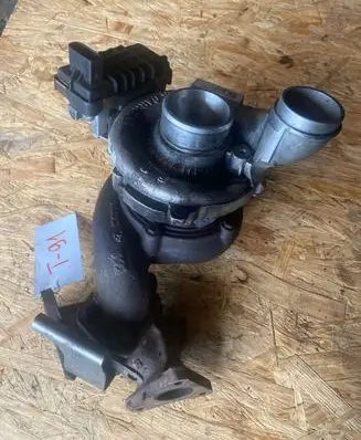 Mercedes-Benz CLS AMG C219 Turbo A6420900280 7576080001 7578091