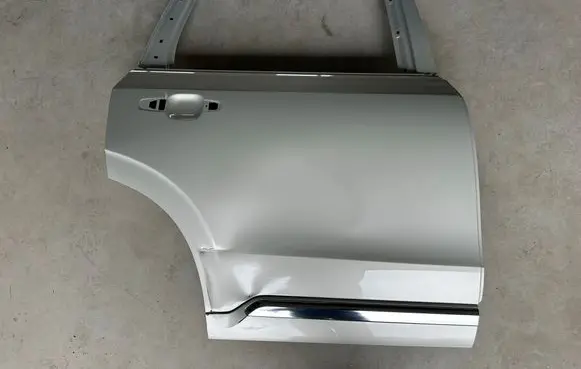 Rear door