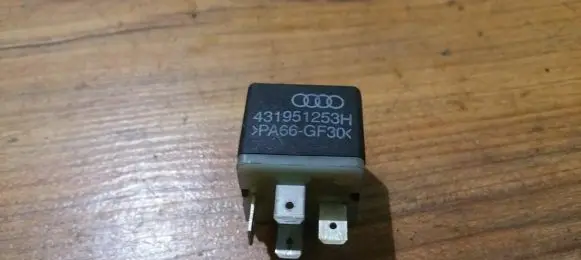 Audi A6 S6 C5 4B Other relay 431951253h