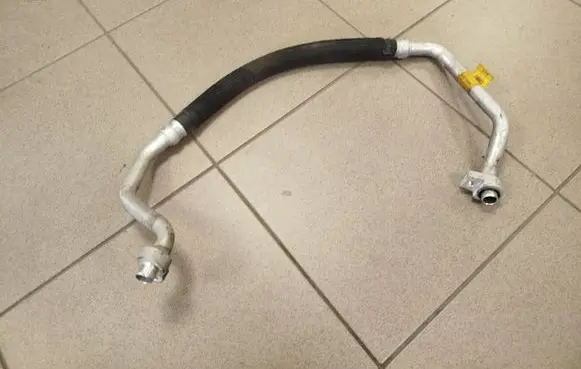 Opel Mokka Air conditioning (A/C) pipe/hose 95376416