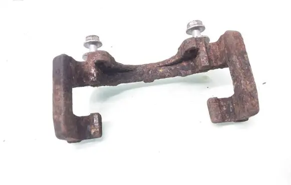 BMW 5 E60 E61 Front Brake Caliper Pad/Carrier 