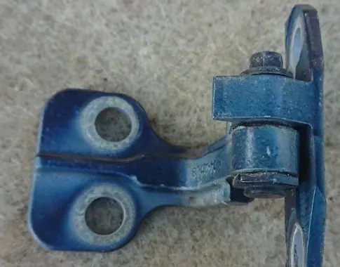 Jaguar XF X250 Front door lower hinge 