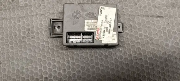 Iveco Daily 35 - 40.10 Air conditioning/heating control unit 504153327 A81002400 S2000ED17
