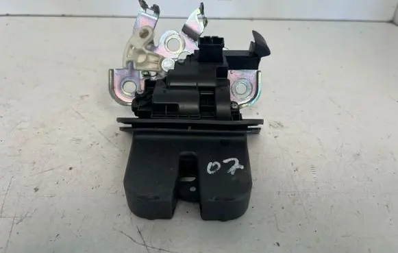 Audi Q7 4L Tailgate/trunk/boot lock/catch/latch 4F9827505A