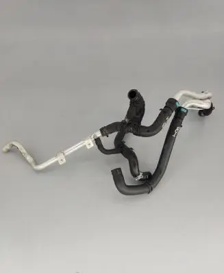 Land Rover Range Rover Sport L494 Engine coolant pipe/hose CPLA18B402CD CPLA18N252AC
