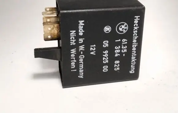 BMW 5 E34 Other relay 1384825 61351384825 05992500