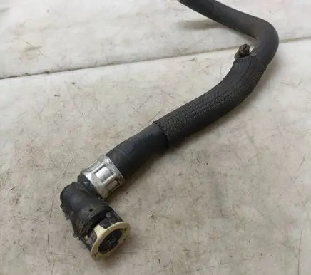 Volvo V70 Engine coolant pipe/hose 30636558