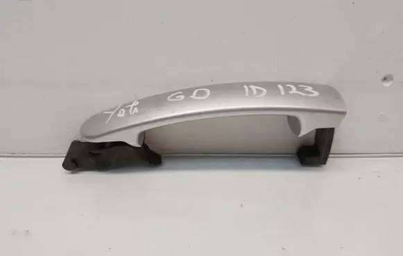 Skoda Yeti (5L) Rear door exterior handle 5N0837205