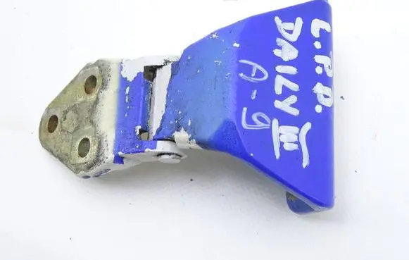 Iveco Daily 3rd gen Front door hinge set 