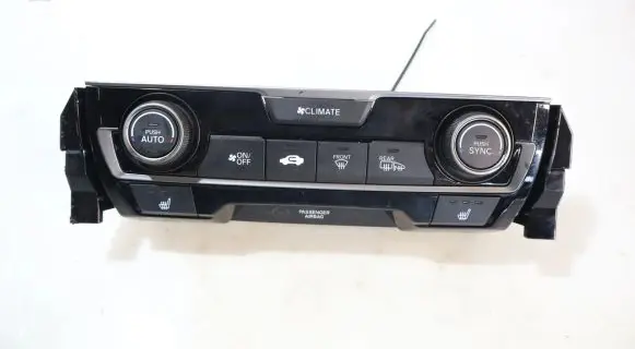 Honda Civic X Interior fan control switch 
