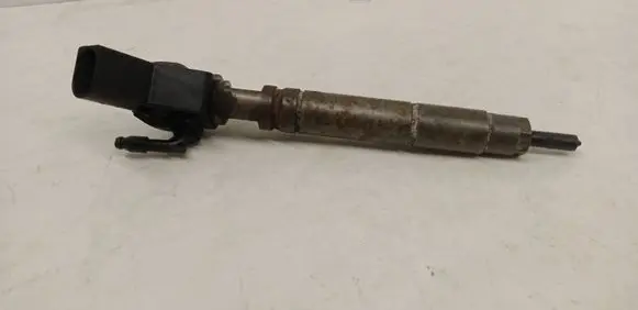 Mercedes-Benz GL X164 Fuel injector A6290700087 0445115015