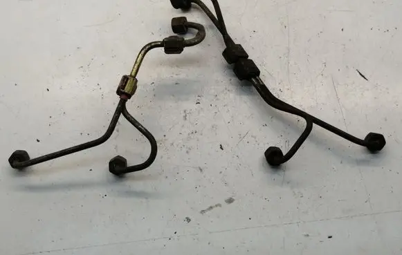 Ford Transit Fuel injector supply line/pipe 