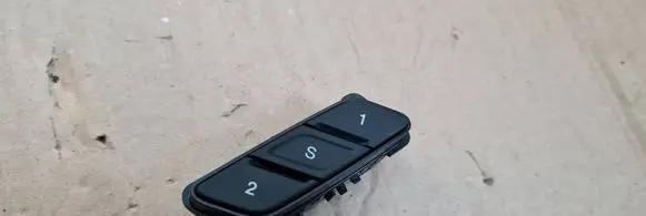 Jeep Grand Cherokee WL Seat memory switch 68310848AC