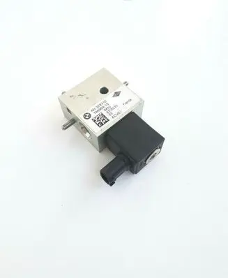 BMW 3 F30 F35 F31 Air conditioning (A/C) expansion valve 9316233