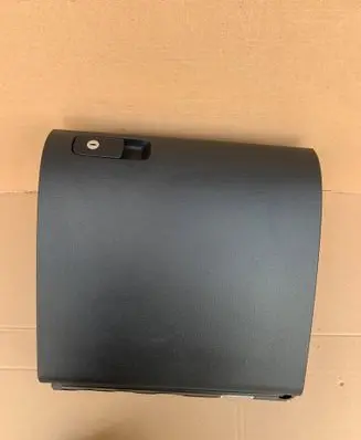 Volkswagen Tiguan Glove box 5M1857097Q