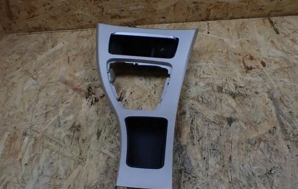 BMW 3 E90 E91 Other center console (tunnel) element 7118034