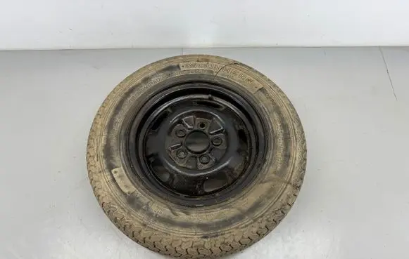 Mitsubishi L300 R14 spare wheel 