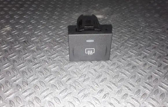 Ford Focus C-MAX Windscreen/window heater switch 3M5T18C621AD