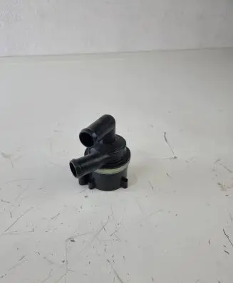 Volkswagen Tiguan Electric auxiliary coolant/water pump 5N0965561A