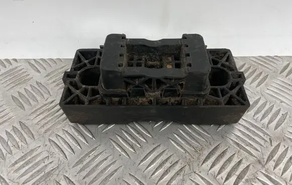Mercedes-Benz GL X166 Jacking socket point A1666900334