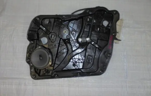 Alfa Romeo Stelvio Front window lifting mechanism without motor