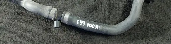 BMW 5 E39 Engine coolant pipe/hose