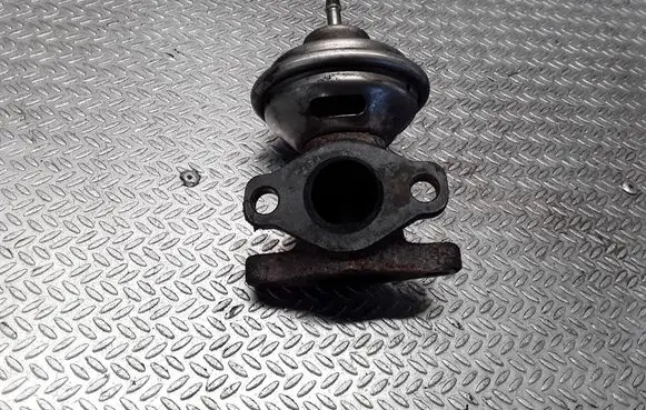 Ford Galaxy EGR valve 028131501E