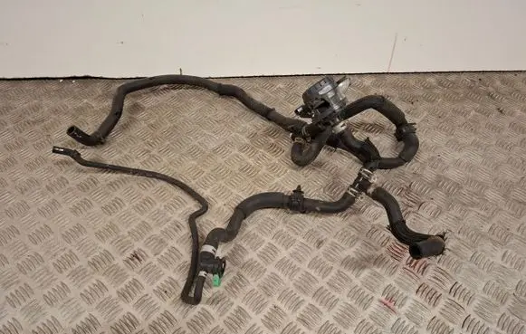 Lexus RX 450H Electric auxiliary coolant/water pump G904052010