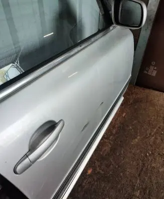 Skoda Superb B5 (3U) Front door