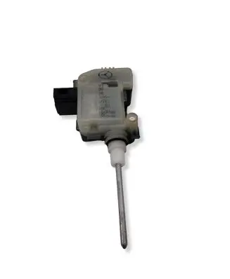 Mercedes-Benz A W169 Fuel tank cap lock A2038201997
