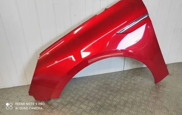 Renault Megane IV Fender 631016669R