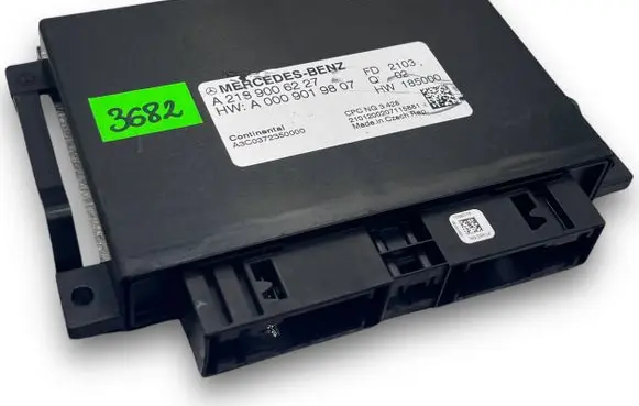 Mercedes-Benz E W213 Central body control module S3682 A2139006227