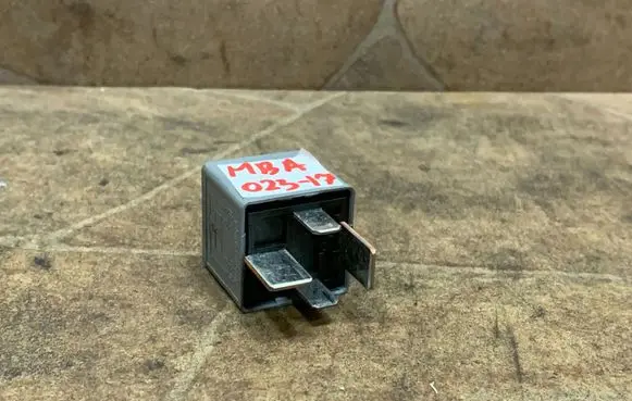 Mercedes-Benz C W205 Other relay A0035421619