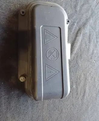 BMW 5 F10 F11 Fuse box cover 7555189 58650910