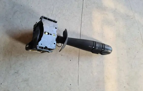 Renault Trafic II (X83) Indicator stalk 91167047C 341810014