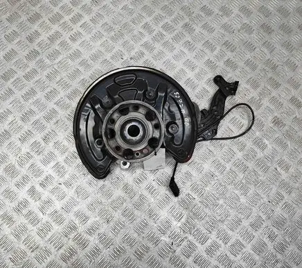 Mercedes-Benz C W205 Rear wheel hub A2053500241