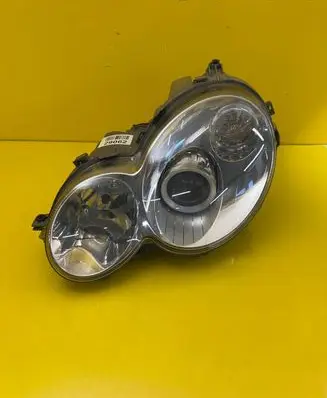 Mercedes-Benz C W203 Headlight/headlamp