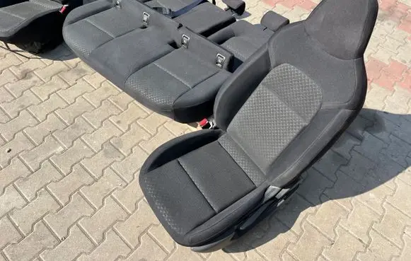 Seat set
