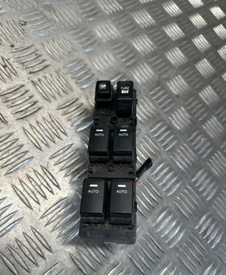 KIA Sorento Electric window control switch 299102153