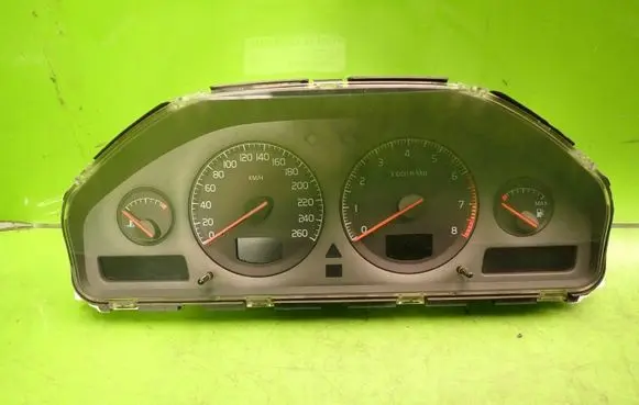 Volvo S60 Speedometer (instrument cluster) 8637993