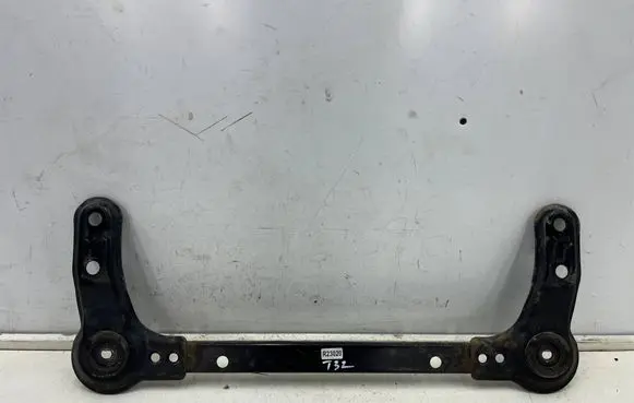 Nissan Rogue Other under body part 
