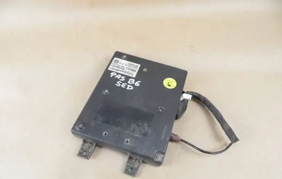 Volkswagen PASSAT B6 Bluetooth control unit module 3C0035730