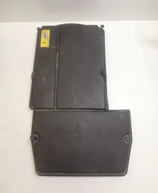 Mercedes-Benz C W203 Air filter box cover 